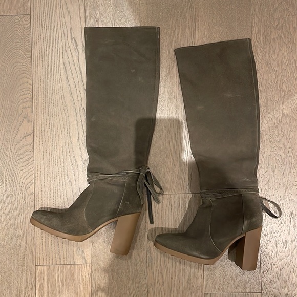 Pierre Hardy suede boots with rubber sole. Size 37 - Picture 2 of 5